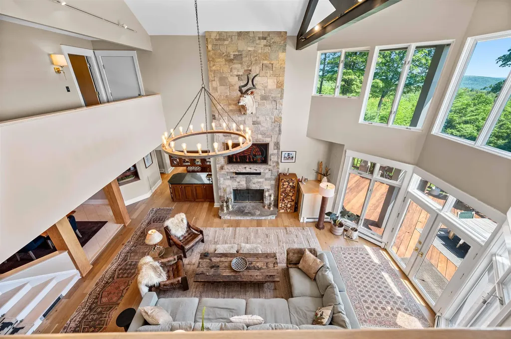 119 Pinnacle Point Waterbury VT 05676