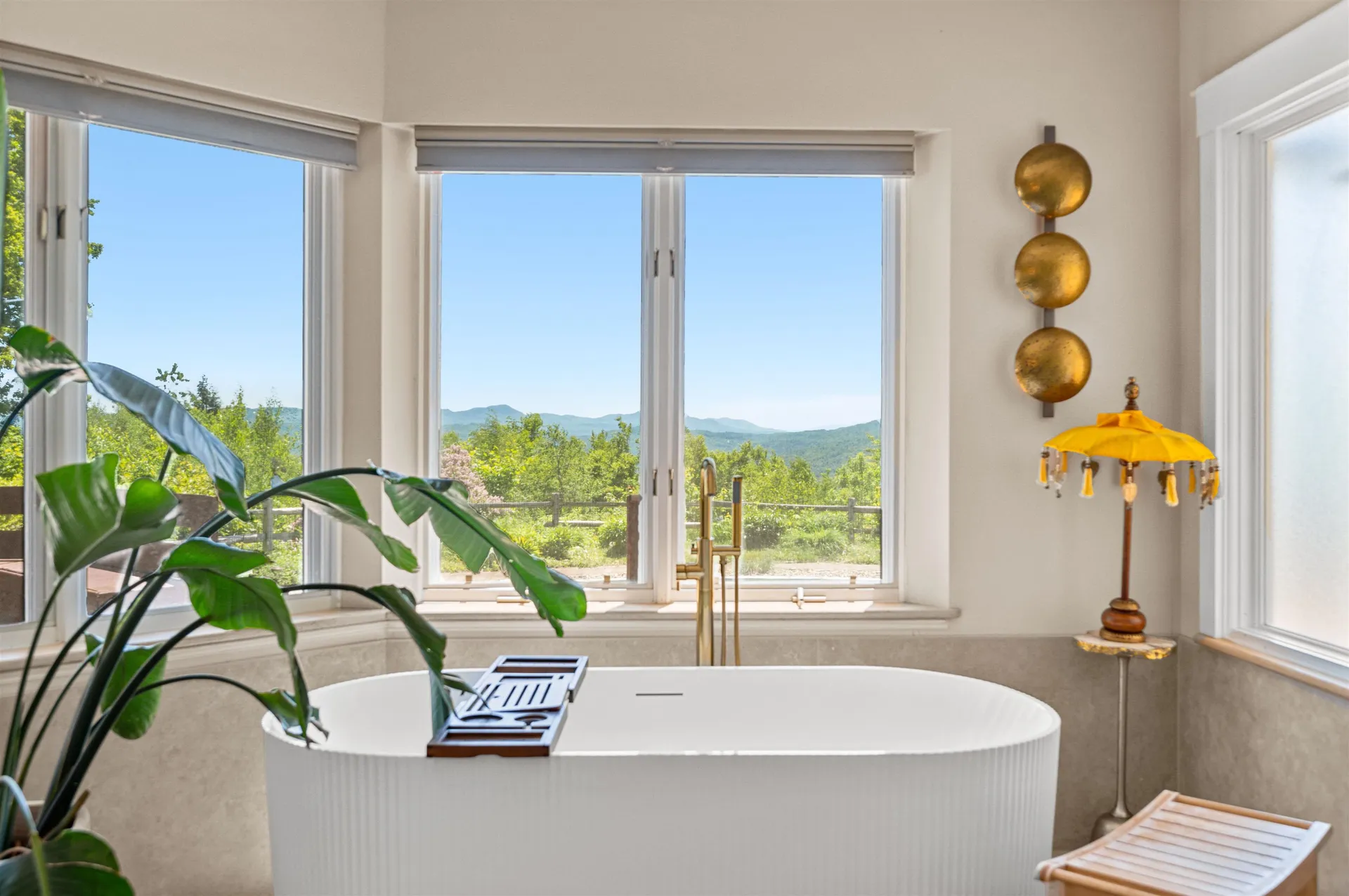 119 Pinnacle Point Waterbury VT 05676