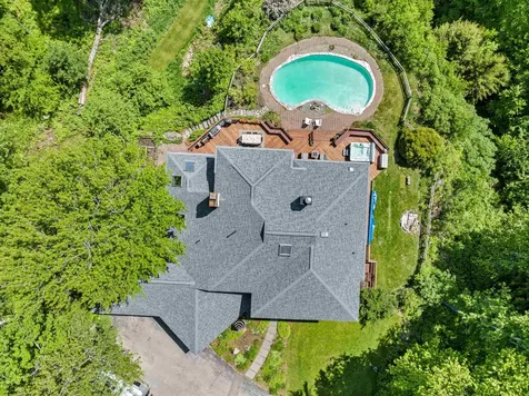 119 Pinnacle Point Waterbury VT 05676
