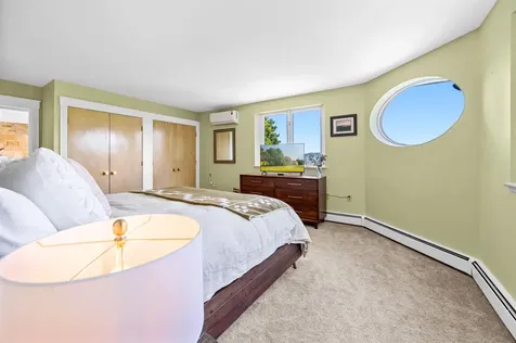 119 Pinnacle Point Waterbury VT 05676
