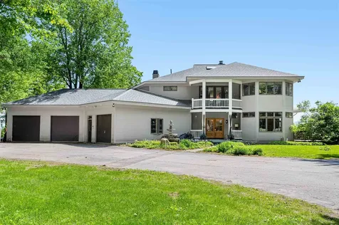119 Pinnacle Point Waterbury VT 05676
