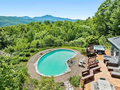 119 Pinnacle Point Waterbury VT 05676