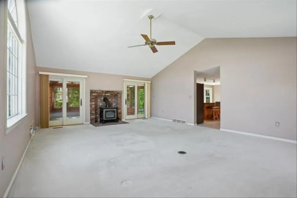 153 Fleming Street Manchester NH 03104