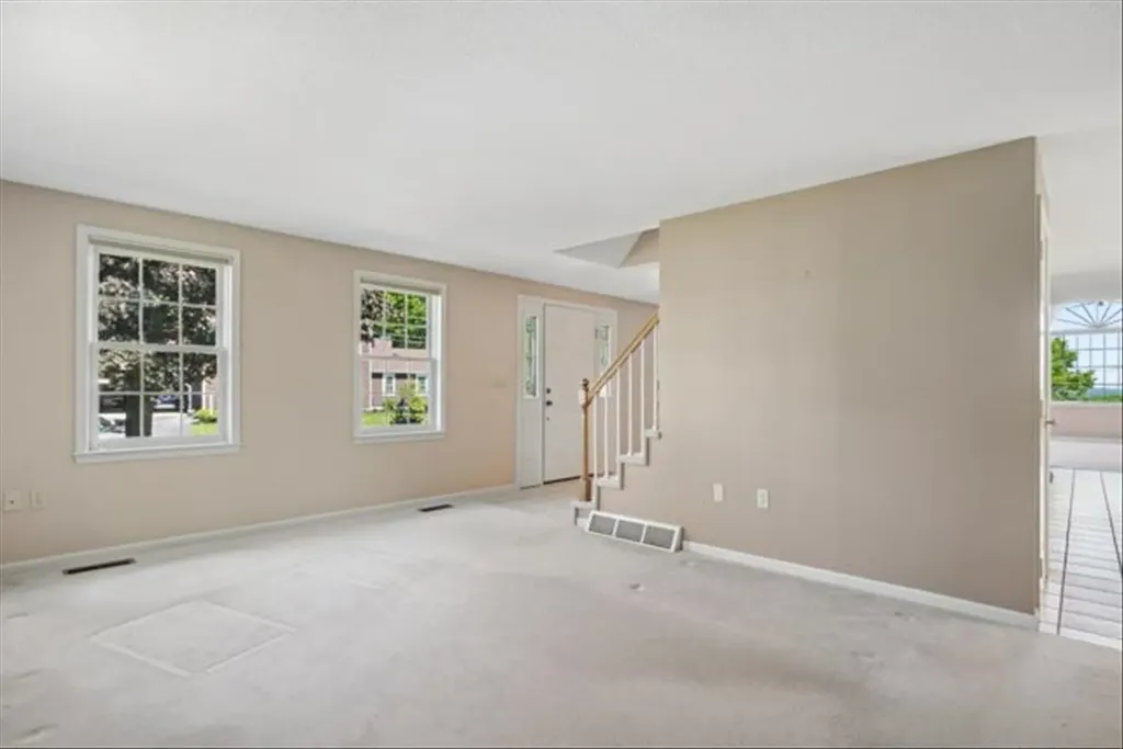 153 Fleming Street Manchester NH 03104