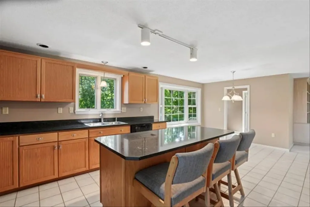 153 Fleming Street Manchester NH 03104