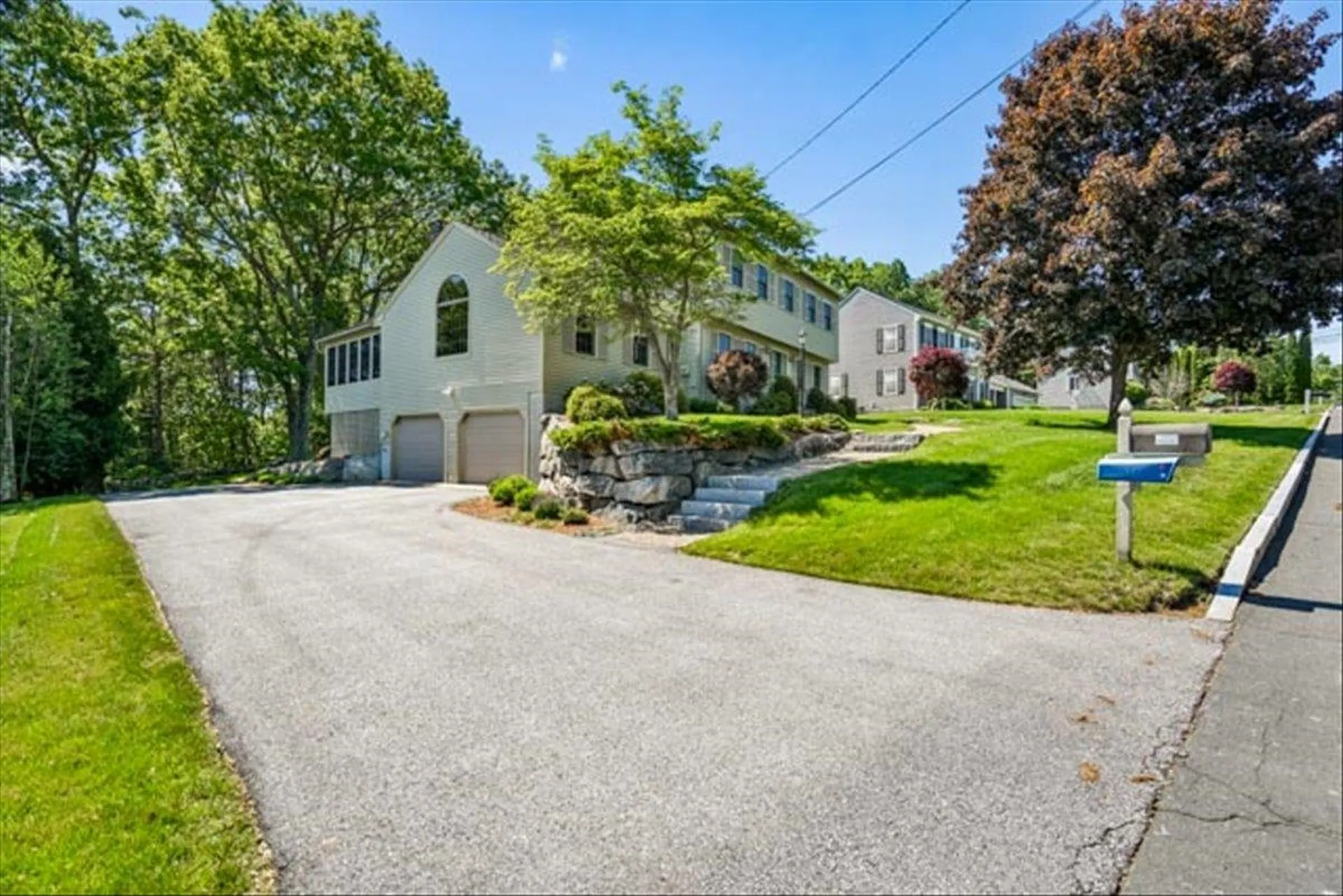 153 Fleming Street Manchester NH 03104