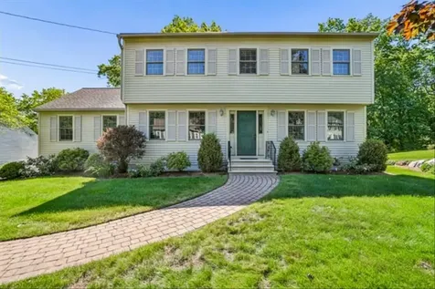 153 Fleming Street Manchester NH 03104