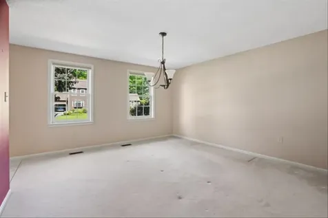 153 Fleming Street Manchester NH 03104