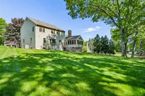 153 Fleming Street Manchester NH 03104