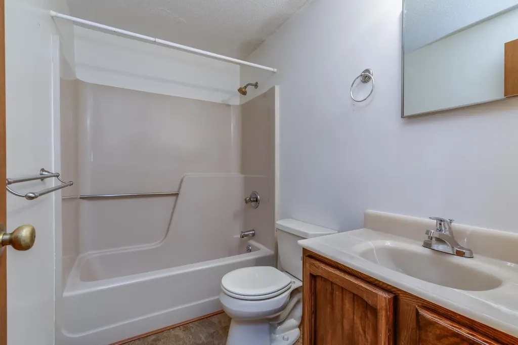 100 Dawson Avenue Manchester NH 03104