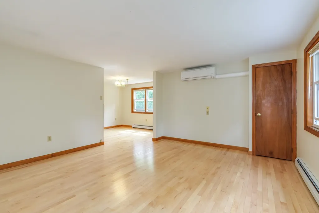 100 Dawson Avenue Manchester NH 03104