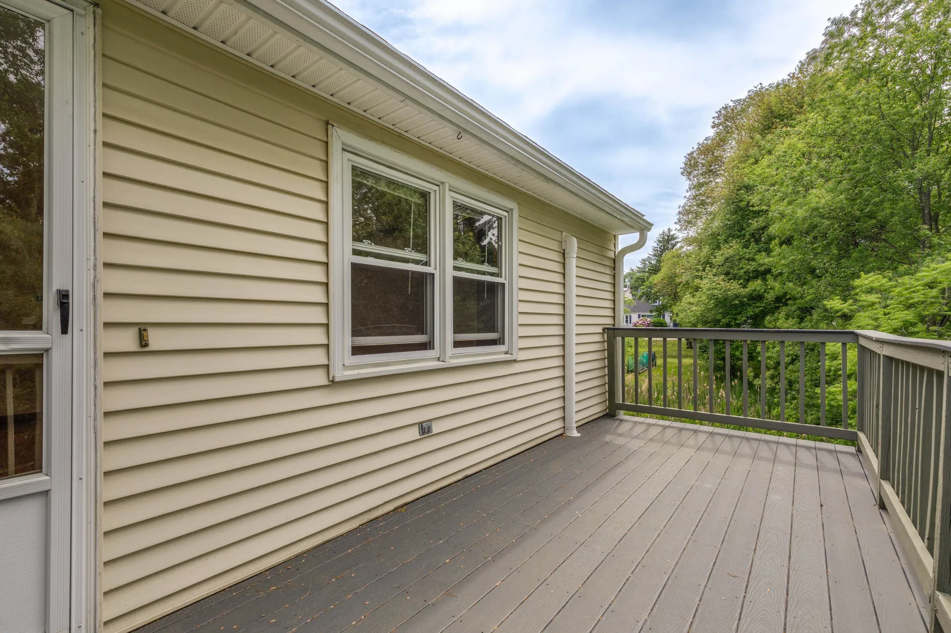 100 Dawson Avenue Manchester NH 03104