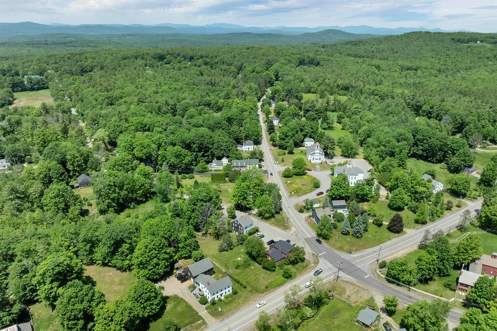 506 Province Road Gilmanton NH 03237