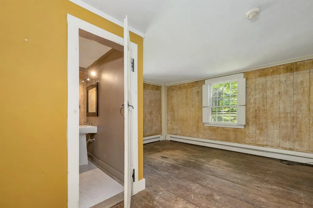 506 Province Road Gilmanton NH 03237