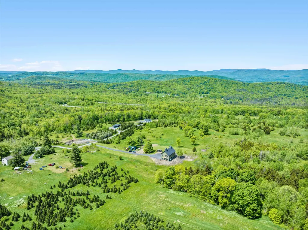 128 Emzaga Drive Williamstown VT 05679