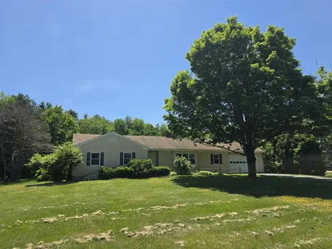51 Eastern Avenue Rochester NH 03867