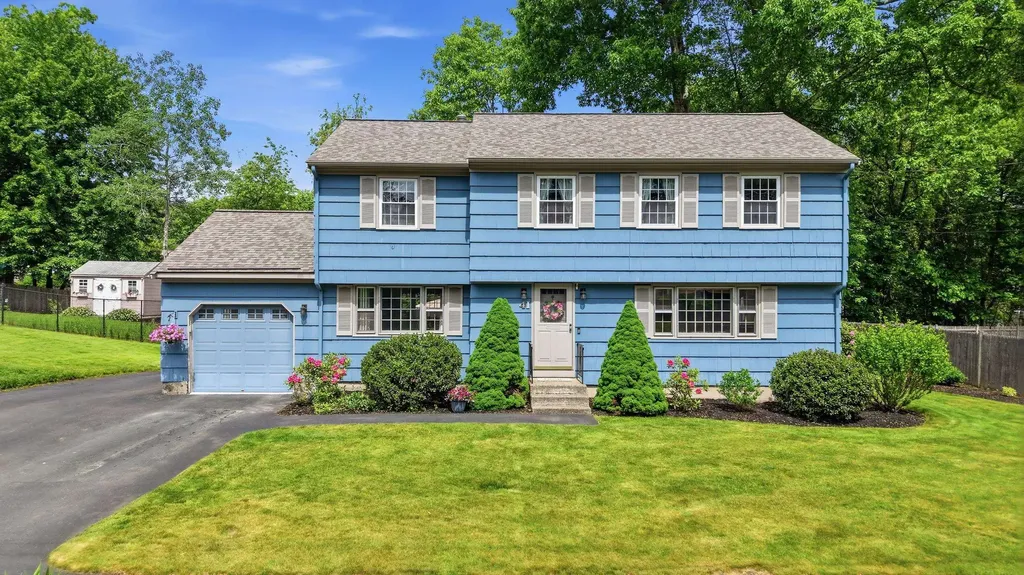 41 Nottingham Drive Nashua NH 03062
