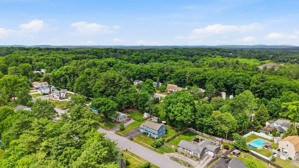 41 Nottingham Drive Nashua NH 03062