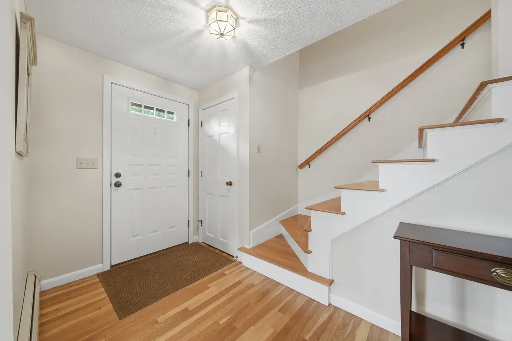 41 Nottingham Drive Nashua NH 03062
