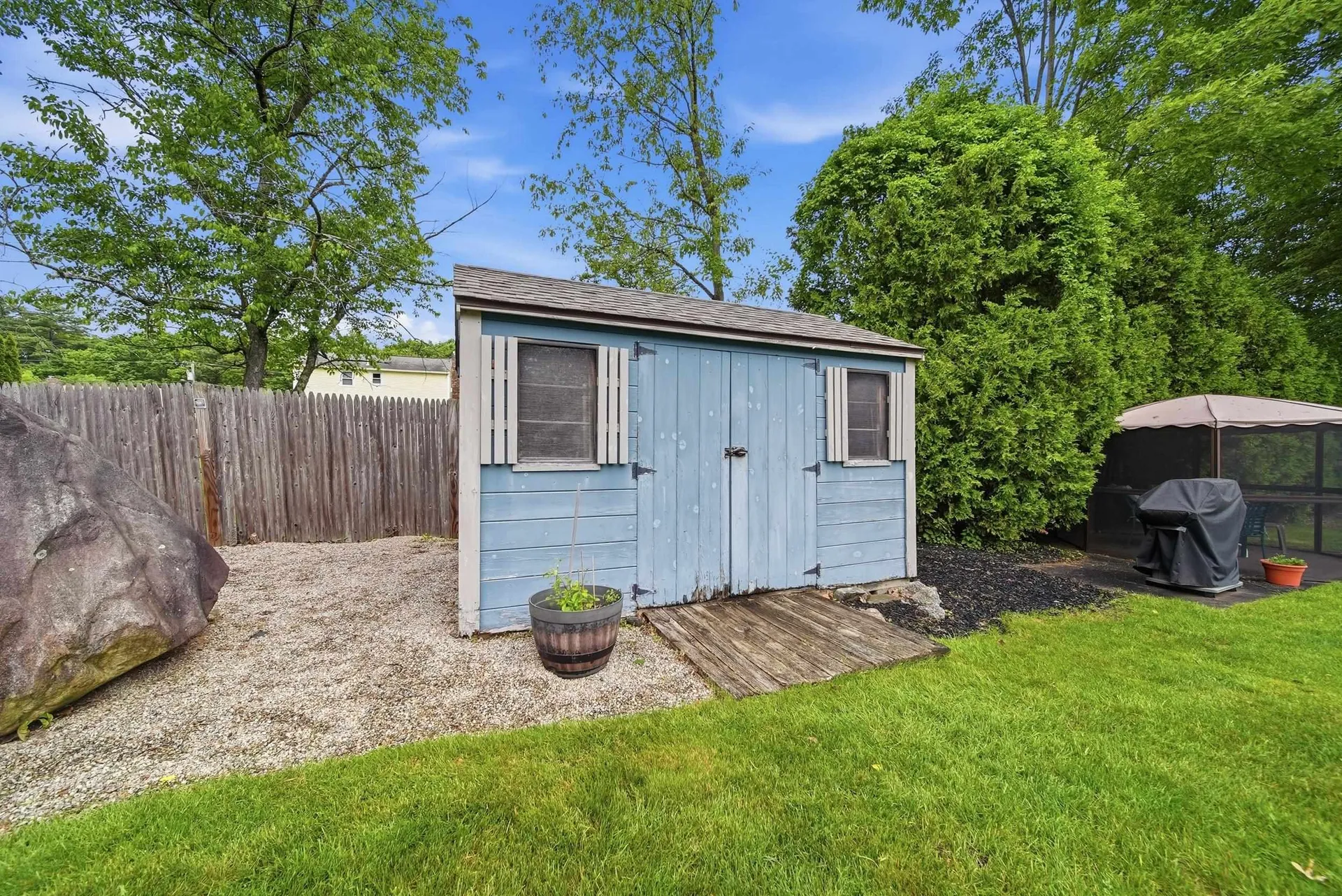 41 Nottingham Drive Nashua NH 03062