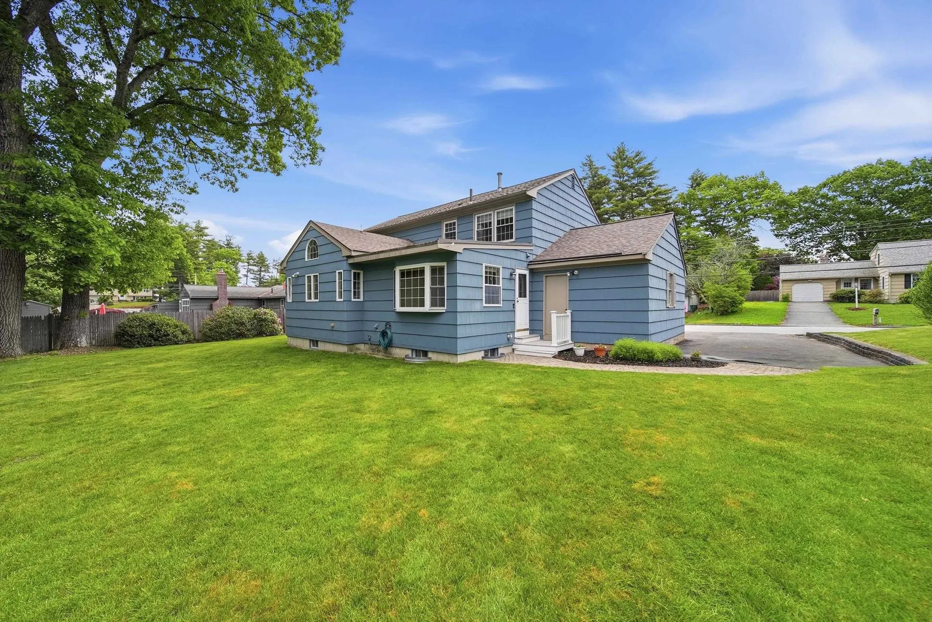 41 Nottingham Drive Nashua NH 03062