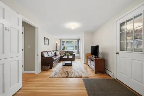 41 Nottingham Drive Nashua NH 03062