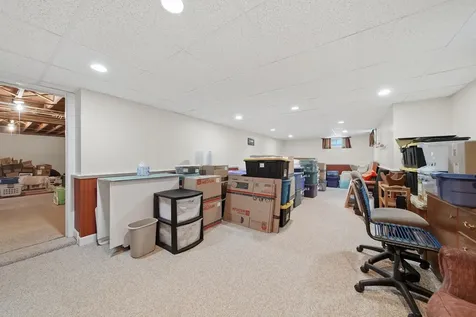41 Nottingham Drive Nashua NH 03062