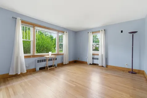 46 Marshall Street Nashua NH 03060