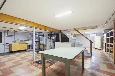 46 Marshall Street Nashua NH 03060