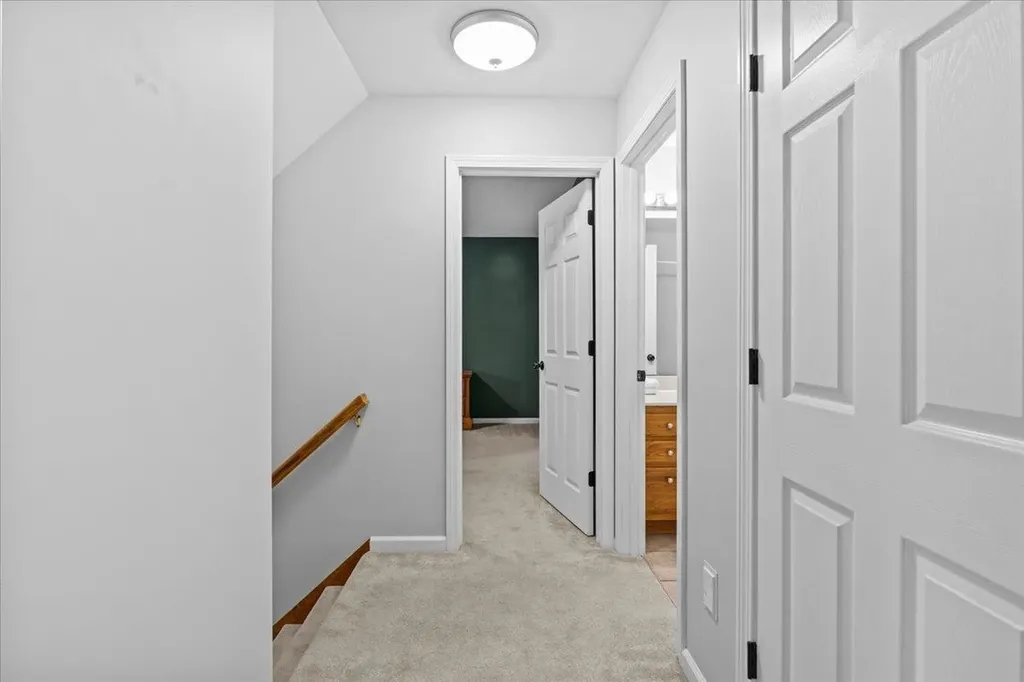 4 Greenbriar Drive Essex VT 05452