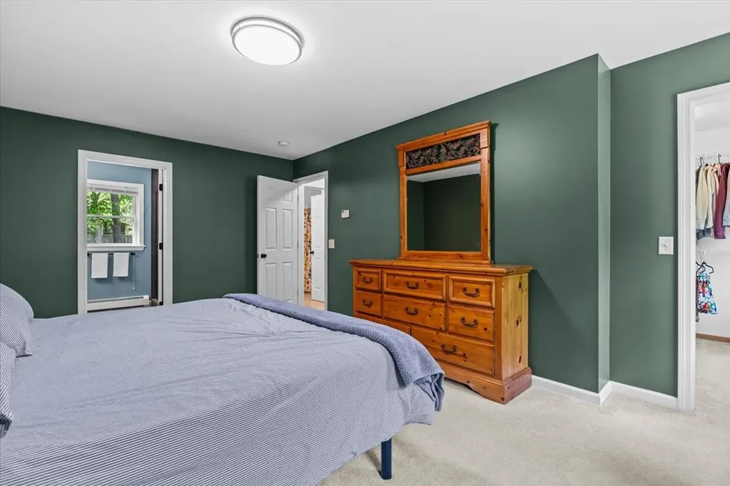 4 Greenbriar Drive Essex VT 05452