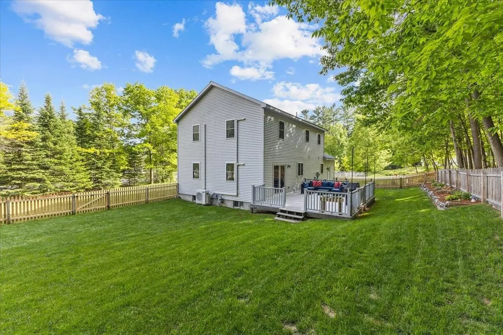 4 Greenbriar Drive Essex VT 05452