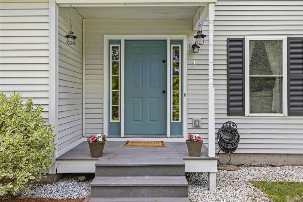 4 Greenbriar Drive Essex VT 05452