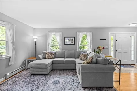 4 Greenbriar Drive Essex VT 05452