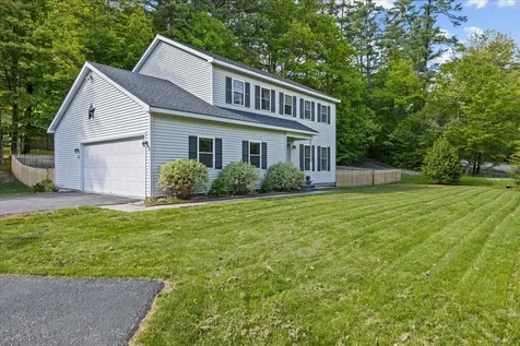 4 Greenbriar Drive Essex VT 05452