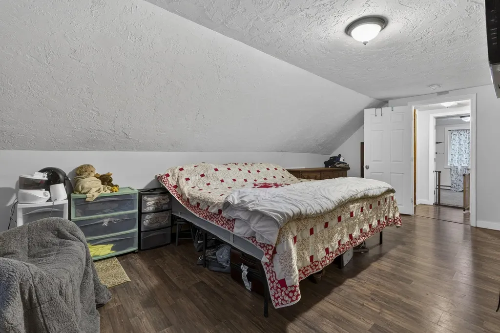 20 Sunrise Place Hillsborough NH 03244