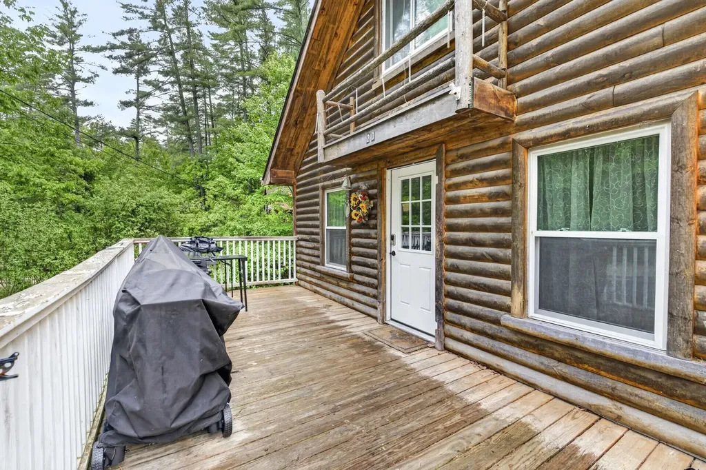 20 Sunrise Place Hillsborough NH 03244