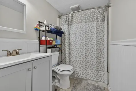 20 Sunrise Place Hillsborough NH 03244