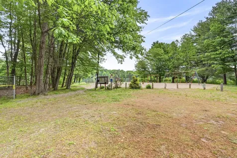 20 Sunrise Place Hillsborough NH 03244