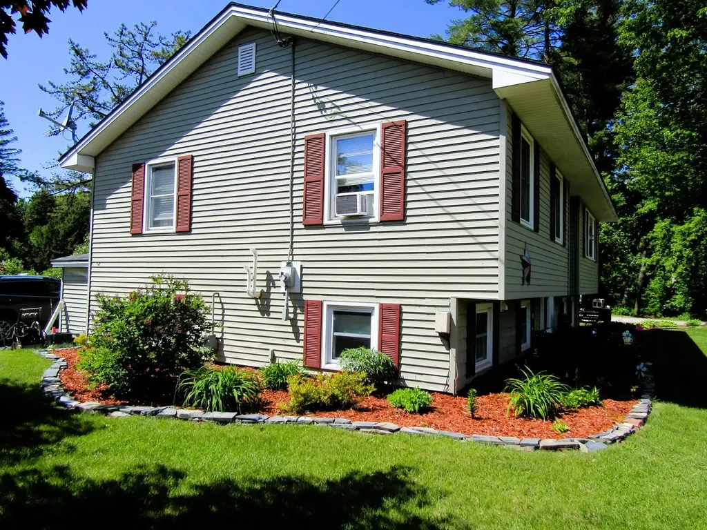 31 Stearns Court Swanton VT 05488