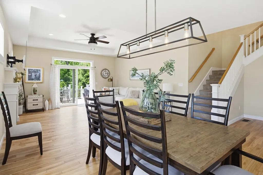 52 Calla Road Londonderry NH 03053