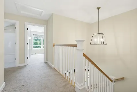52 Calla Road Londonderry NH 03053
