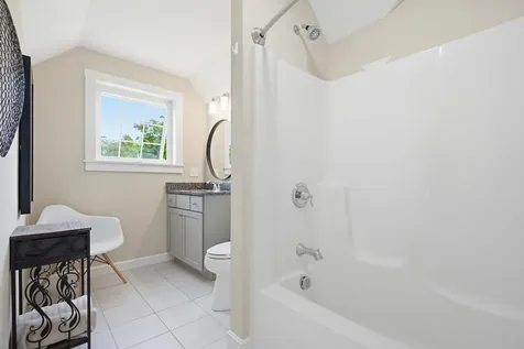 52 Calla Road Londonderry NH 03053