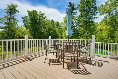 52 Calla Road Londonderry NH 03053