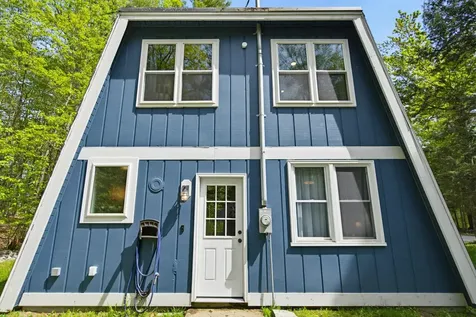 64 Dalton Drive Barnstead NH 03225
