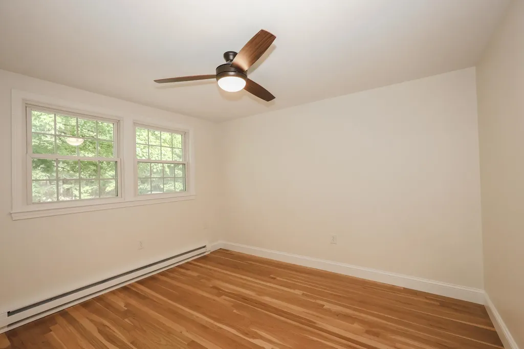 9 Northfield Road Amherst NH 03031