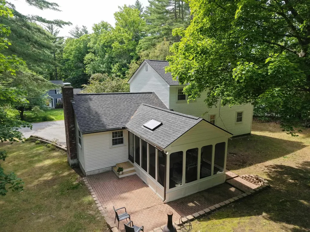 9 Northfield Road Amherst NH 03031