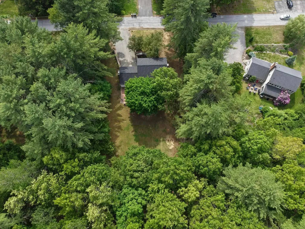 9 Northfield Road Amherst NH 03031