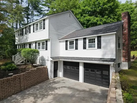 9 Northfield Road Amherst NH 03031