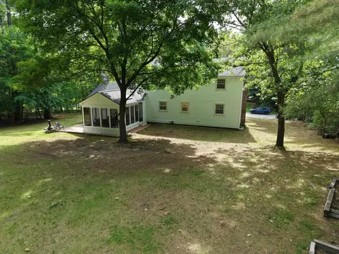 9 Northfield Road Amherst NH 03031